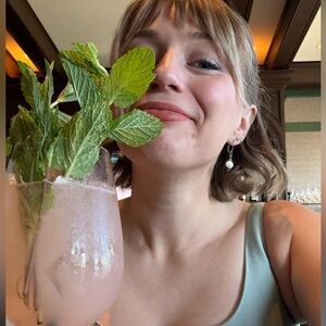 Meet your Posher, Mackenzie